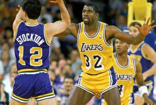 一个数据之王,一个冠军之王,谁才是历史第一控卫?